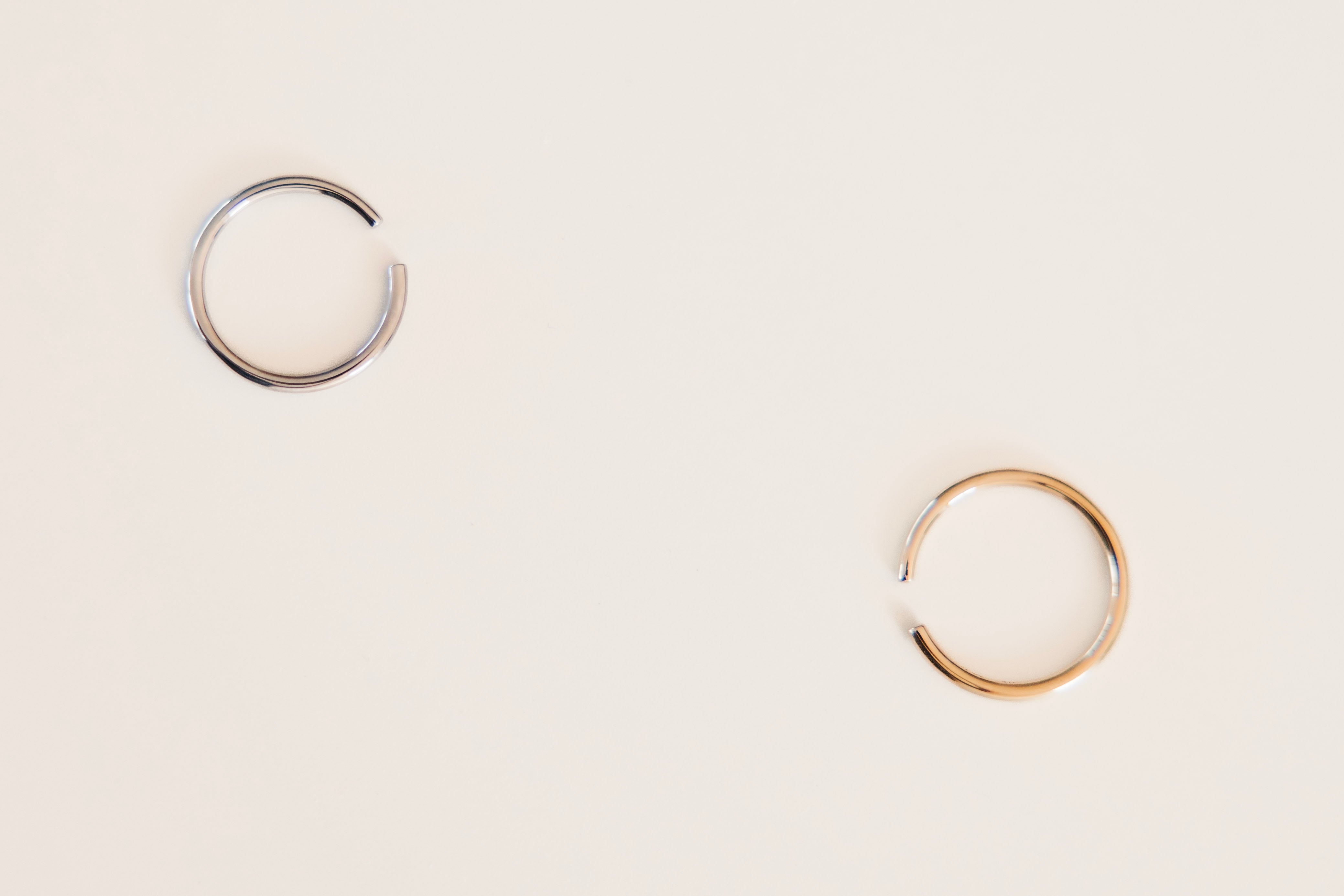 Flatlay Solid Gold open rings