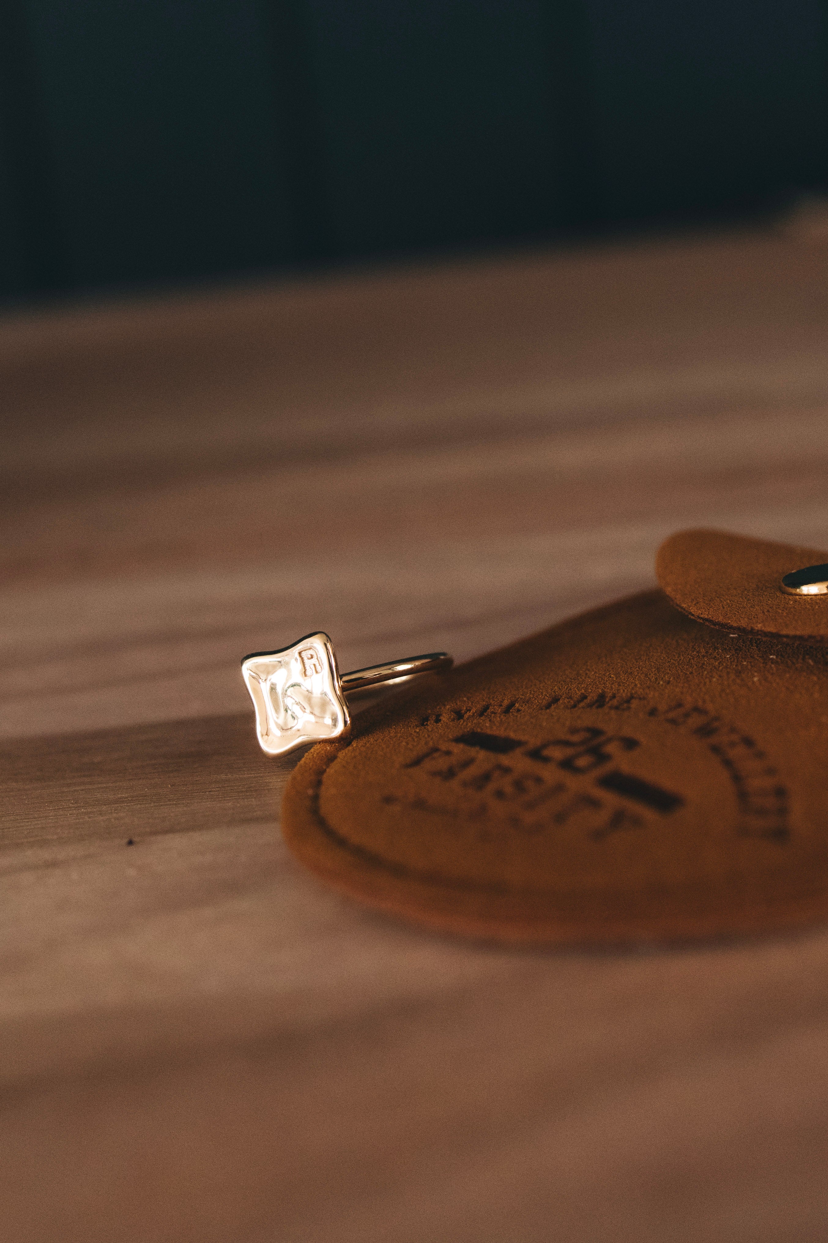 Varsity Signet